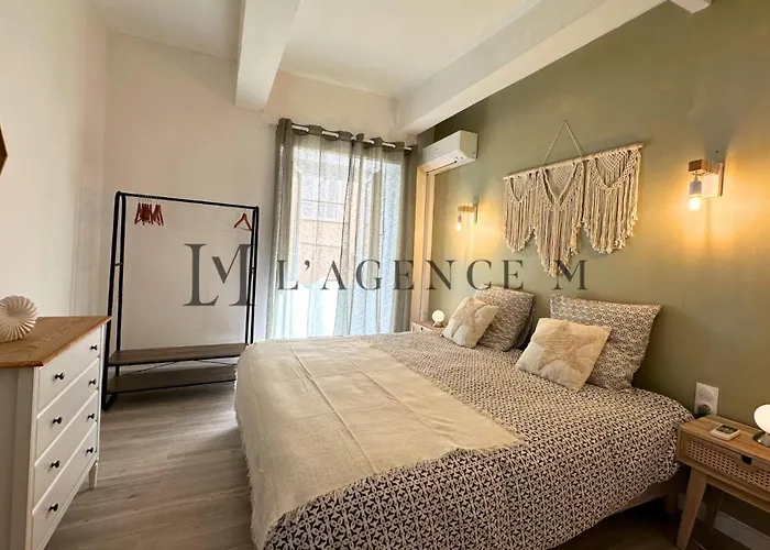 Appartement Mercatu Au Coeur De Calvi (Corsica)