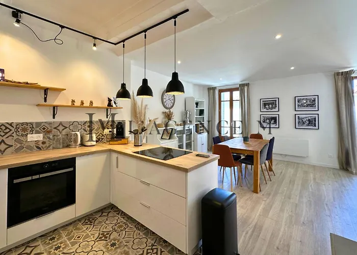 Mercatu Au Coeur De * Calvi (Corsica)